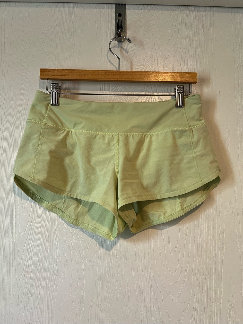 Lululemon Speed Up Short Shorts 2.5" Rare Neon Yellow Green Yoga Run Active Sz 4